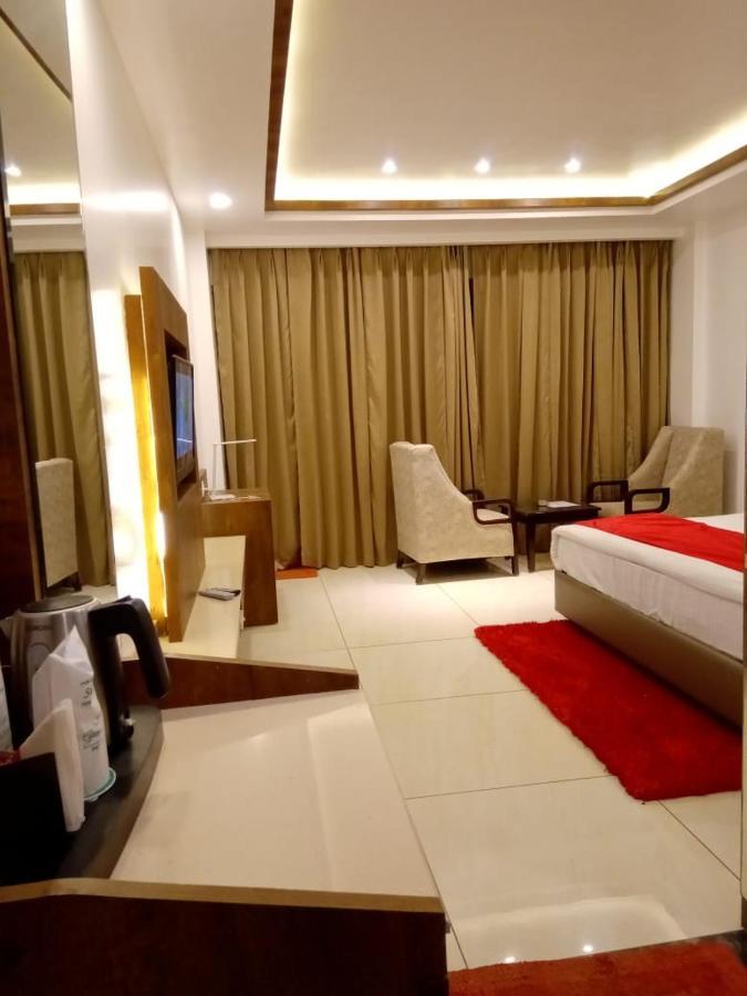 Hotel Green Orchid Udhampur Екстер'єр фото